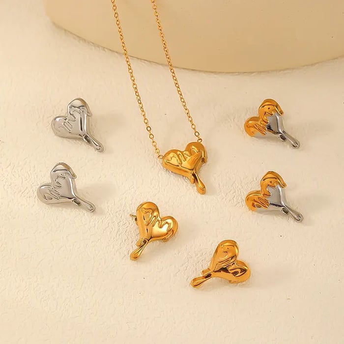 1 Pair Simple Series Classic Heart Stainless Steel Women Stud Earrings